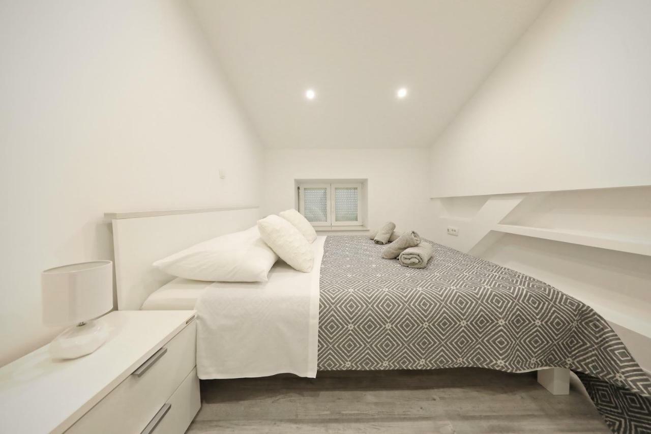 Zara Three Wells Apartment Luaran gambar