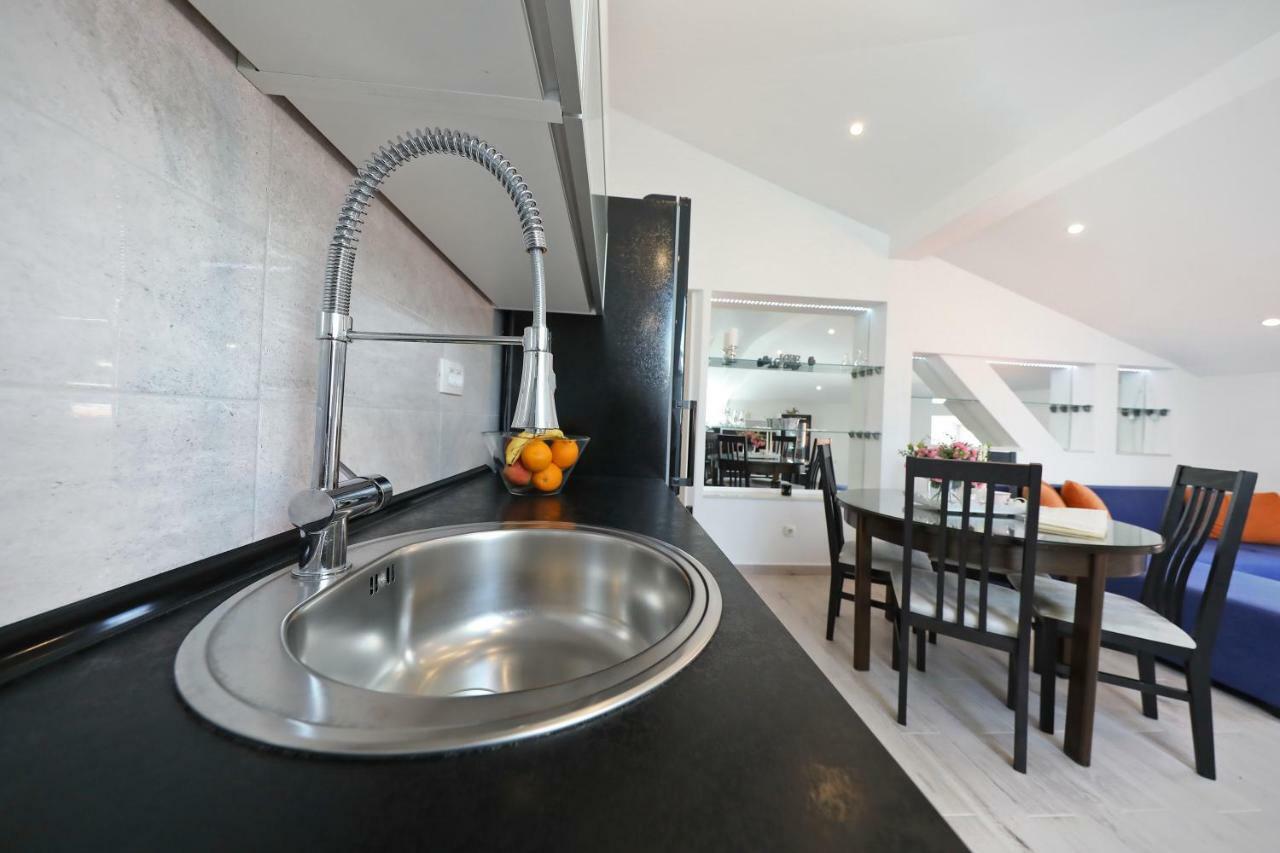 Zara Three Wells Apartment Luaran gambar