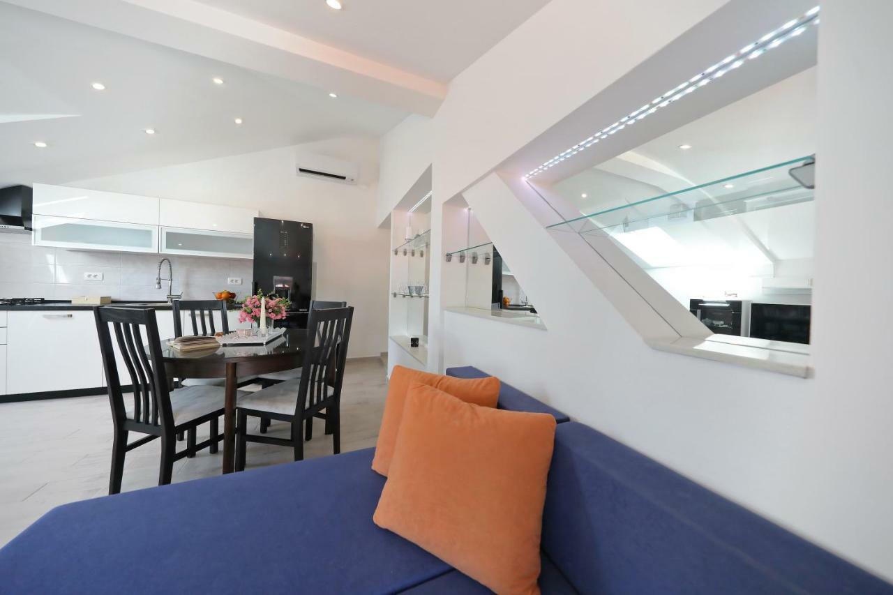 Zara Three Wells Apartment Luaran gambar